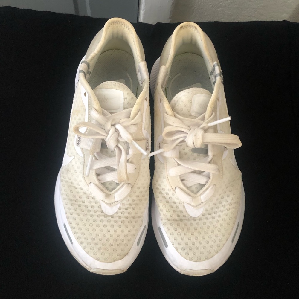 Nike72 running shoes